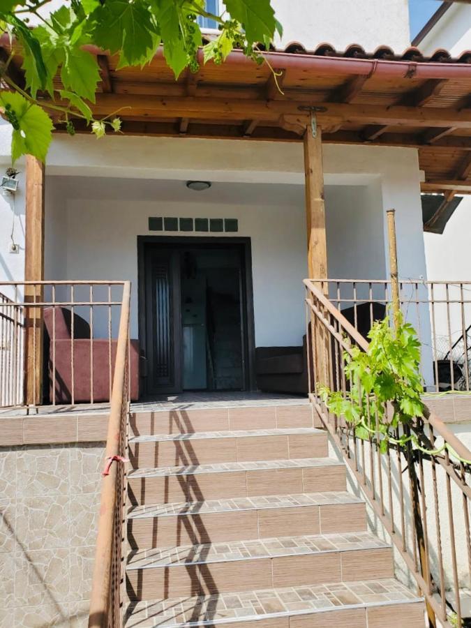 Lake Ohrid Guesthouse "Villa Valentina" Pogradec Kültér fotó