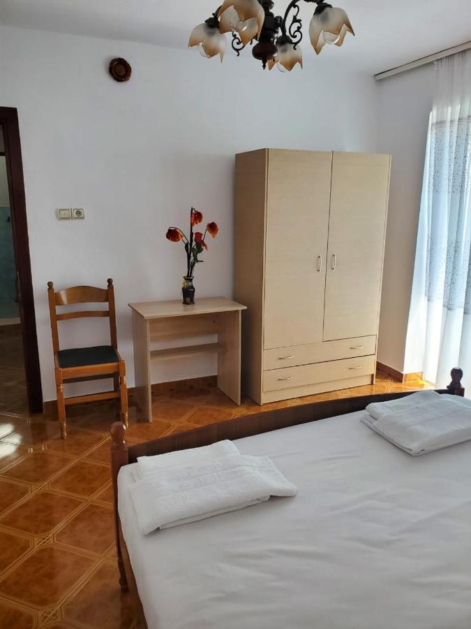 Lake Ohrid Guesthouse "Villa Valentina" Pogradec Kültér fotó